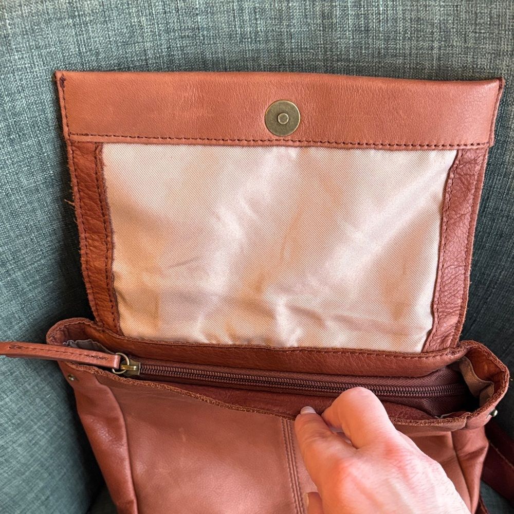 American Leather Co. brown Women backpack Bag purse neutral classic everyday GUC - Picture 11 of 16